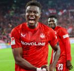 Live Chat Arenascore - Prediksi Eintracht Braunschweig Vs Kaiserslautern